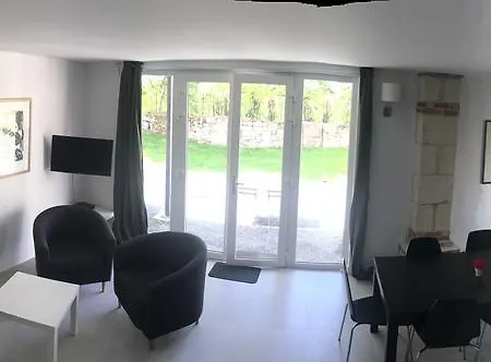 Les Terrasses De Chaumont 1 *